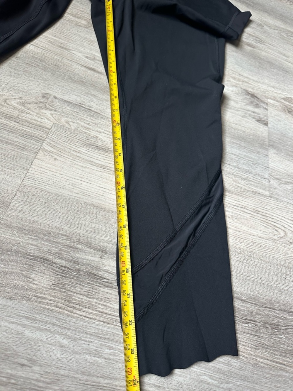 Lululemon Black Crop Leggings Size 10 - Picture 5 of 7